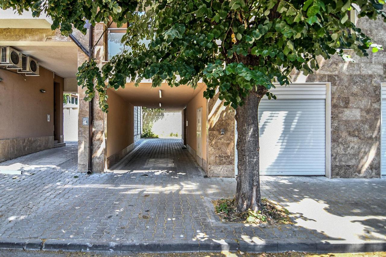 Cozy Flats Nearby Center Free Park Area Appartement Varna Buitenkant foto